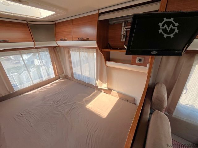 Caravana semiintegrada ADRIA Sport 573 DF - Festbett -  - Klima -