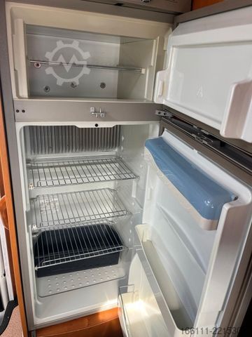 Camper integrado RAPIDO MB 996 HB - Automatik - Fest/Hubbett - Klima -