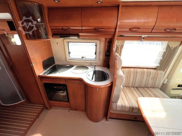 Camper integrado RAPIDO MB 996 HB - Automatik - Fest/Hubbett - Klima -