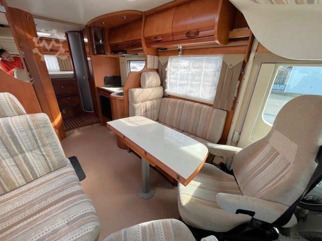 Camper integrado RAPIDO MB 996 HB - Automatik - Fest/Hubbett - Klima -