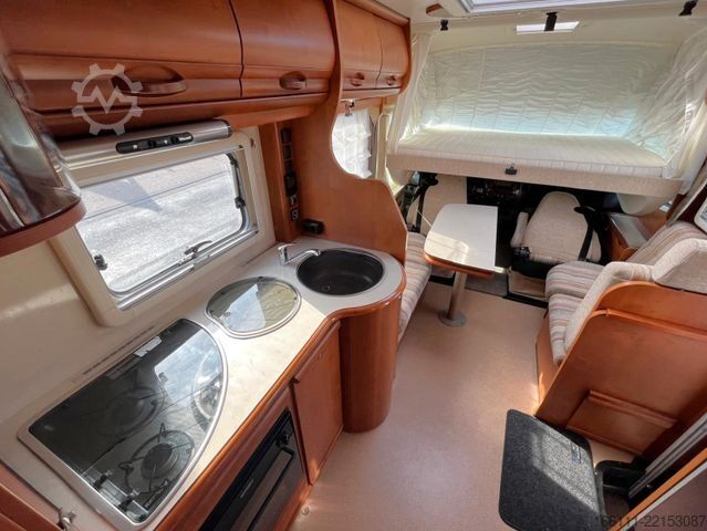 Camper integrado RAPIDO MB 996 HB - Automatik - Fest/Hubbett - Klima -