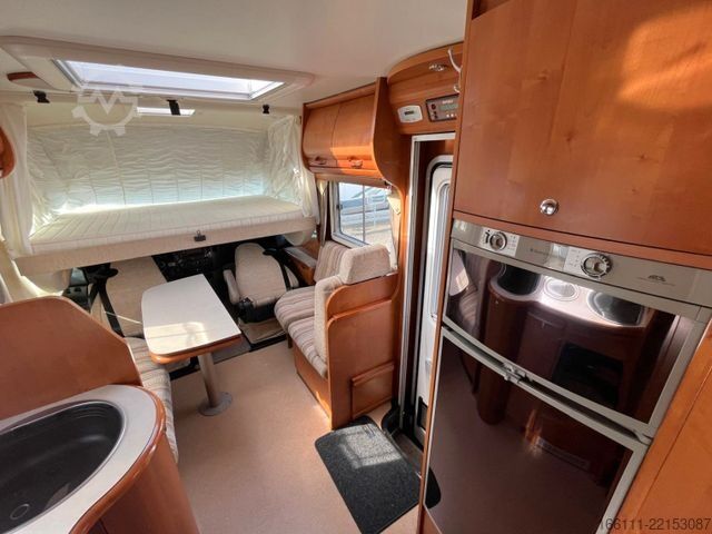 Camper integrado RAPIDO MB 996 HB - Automatik - Fest/Hubbett - Klima -