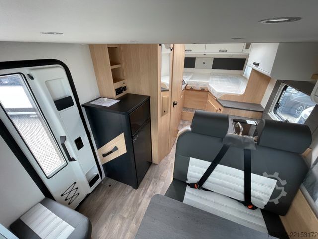 Halvintegreret autocamper SUNLIGHT T 67 S Adventure Edition | Automatik, Hubbett
