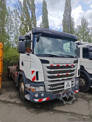 Camion benne à bras amovible SCANIA G440 , HIAB Kran