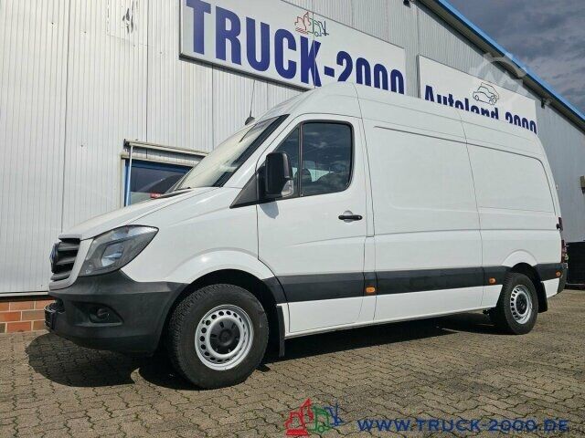 Furgon blaszak Mercedes-Benz Sprinter 316 CDI Hoch Lang Werkstattausbau 3 Sitze