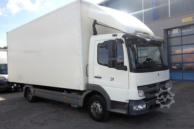 Furgoneta caja MERCEDES-BENZ 818 L Atego Koffer + LBW