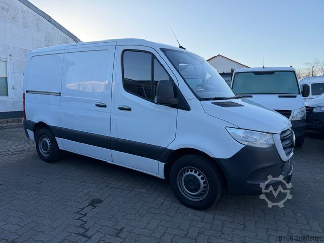 Kylskåpsbil MERCEDES-BENZ Sprinter Klima 2x Schiebetür Lebensmittel L1H1