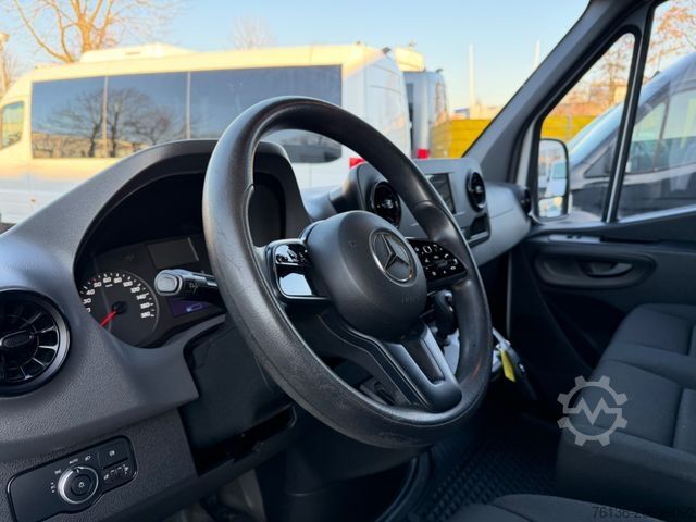 Kylskåpsbil MERCEDES-BENZ Sprinter Klima 2x Schiebetür Lebensmittel L1H1