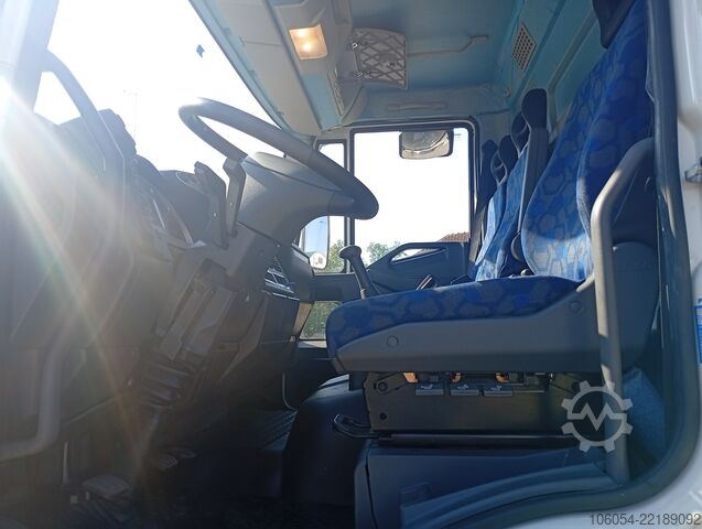 Skåpbil Iveco eurocargo 100e18