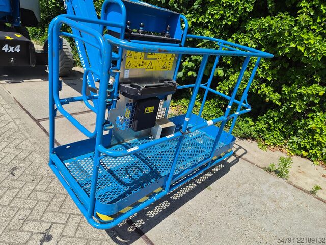 Scharnierende telescopische hoogwerker Genie Z-60 FE