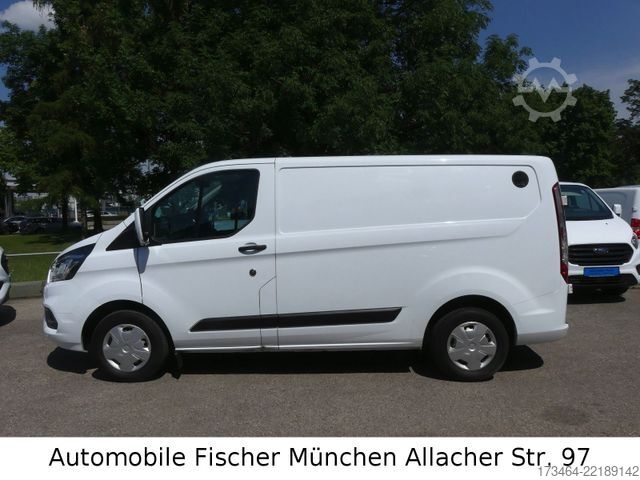 Bestelwagen FORD Transit Custom Kasten 300 L1 Trend Würth Regale
