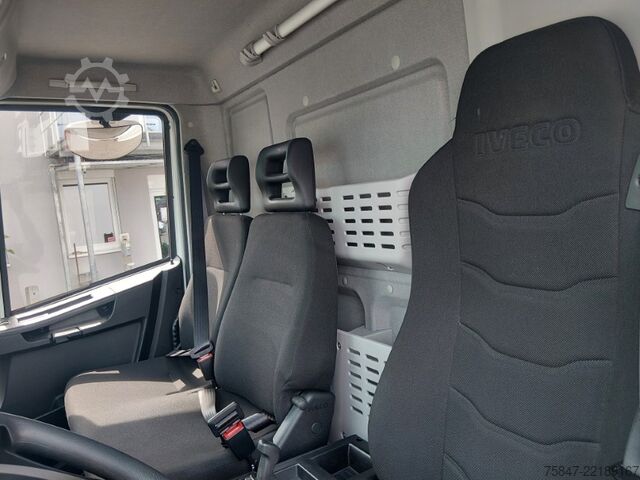 Skåpbil Iveco EuroCargo ML 75 E 19/P LBW Türe im Koffe