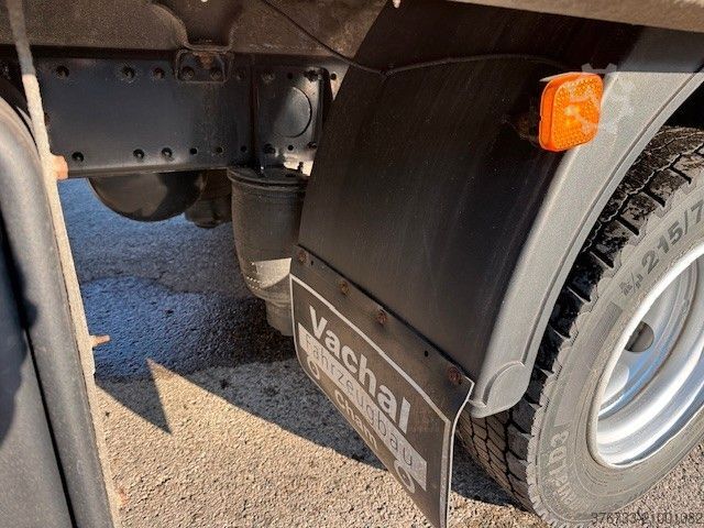 Samochód dostawczy z plandeką MAN TGL 8.220 4x2 BL ¤6d 8,6to. Schalter A/C LBW