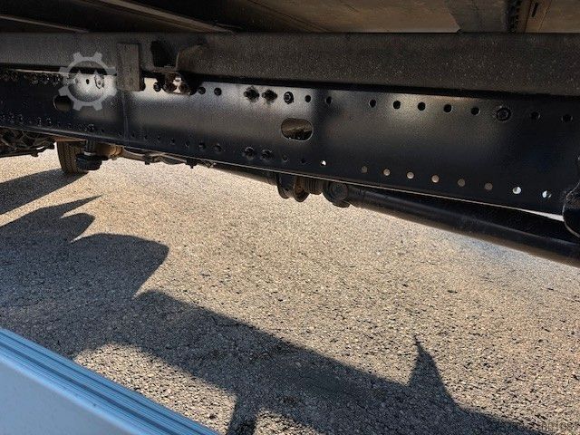 Samochód ciężarowy z plandeką typu platforma MAN TGL 8.220 4x2 BL ¤6D 8,6to. Schalter A/C LBW