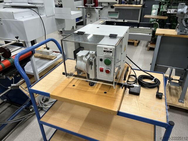 Máquina de ojetes Hang 101-50 Eyeletting machine