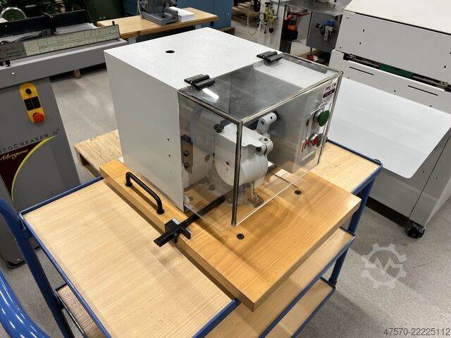 Máquina de ojetes Hang 101-50 Eyeletting machine