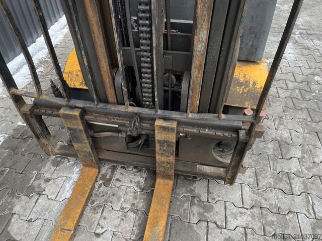 Elektro 4 Rad-Stapler Jungheinrich EFG425k