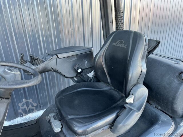 Treibgasstapler Linde H18T-01