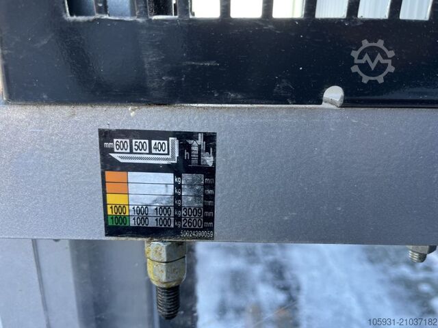 Ručně vedený zakladač Still EXV10