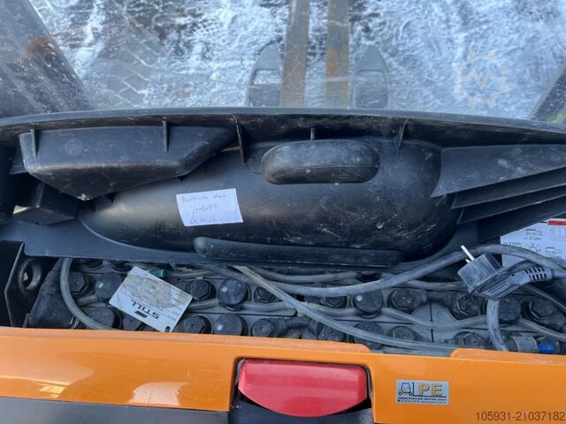 Ručně vedený zakladač Still EXV10