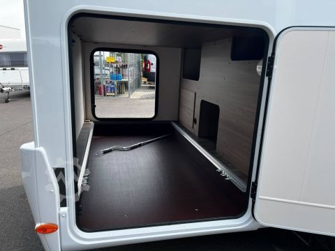 Yarı entegre karavan Carado VAN V347 pro +