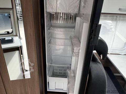 Yarı entegre karavan Carado VAN V347 pro +