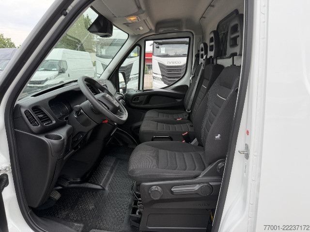 Dodávka s vysokou střechou IVECO 35S16 V aktuelles Modell / MAXI