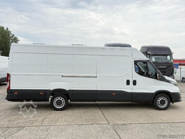 Dodávka s vysokou střechou IVECO 35S16 V aktuelles Modell / MAXI