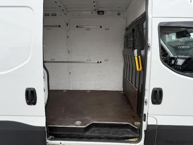 Dodávka s vysokou střechou IVECO 35S16 V aktuelles Modell / MAXI