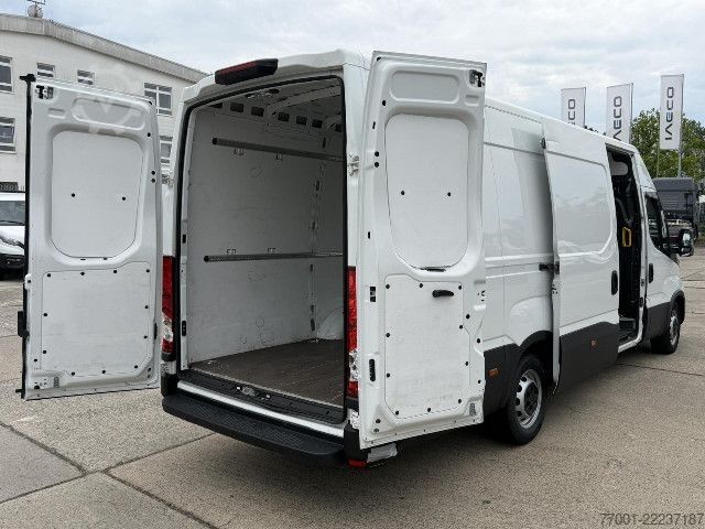 Panelová dodávka IVECO 35S16 V