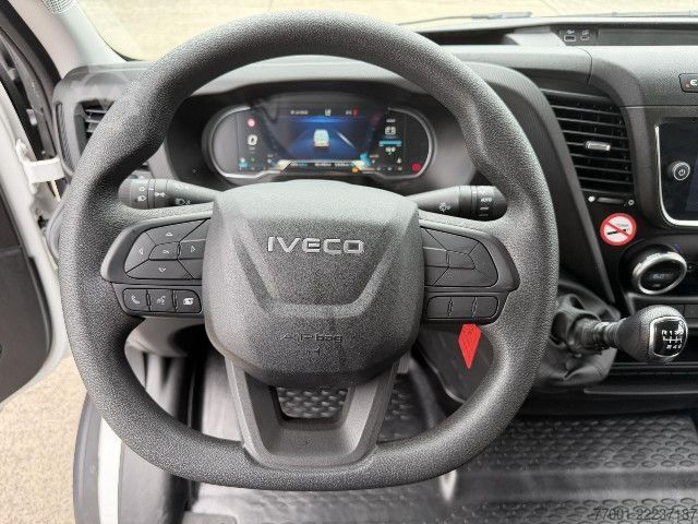Panelová dodávka IVECO 35S16 V