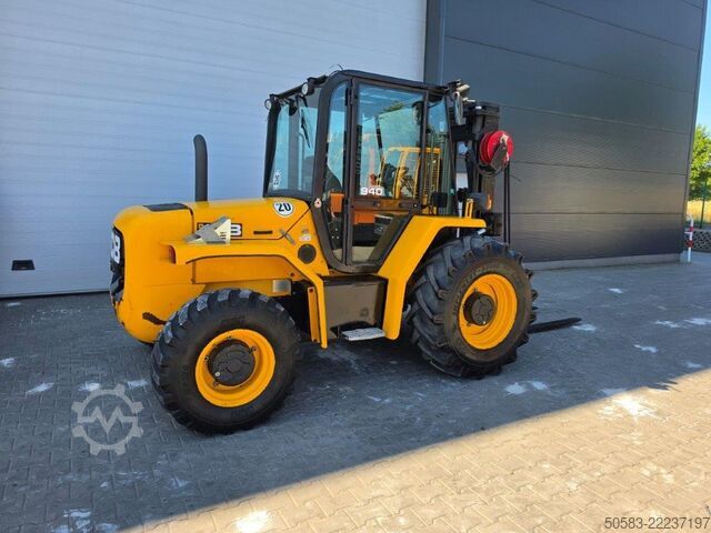 Chariot élévateur tout-terrain JCB 940-4 T4 - TRIPLEX