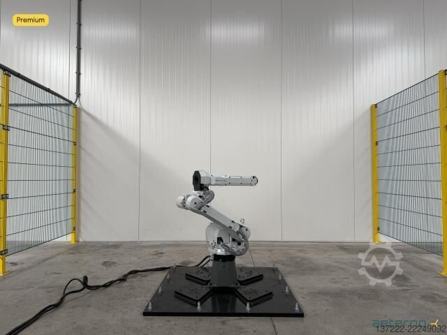 Repasovaný robot s 1letou zárukou FANUC M-10iA