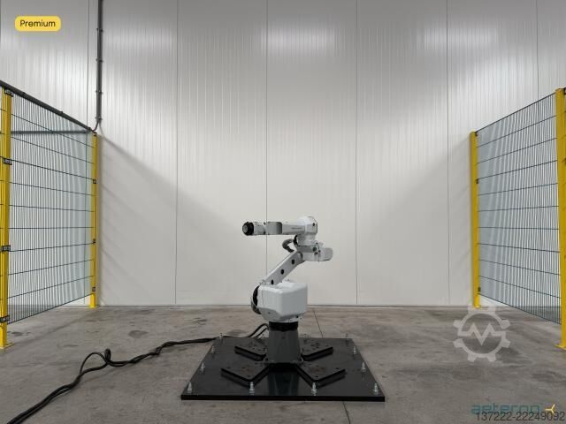 Repasovaný robot s 1letou zárukou FANUC M-10iA