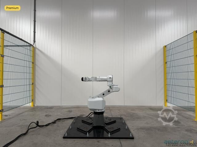 Repasovaný robot s 1letou zárukou FANUC M-10iA