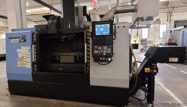 Centro de mecanizado DOOSAN DNM 6700L