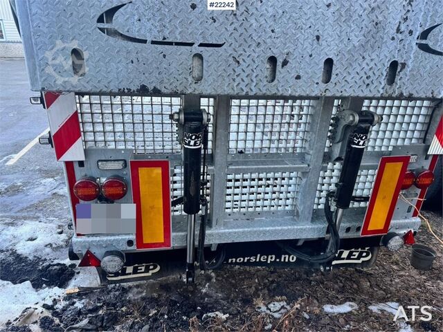 Încărcător redus Fliegl DTS 300 Machinery Trailer – Hydraulic Ramps