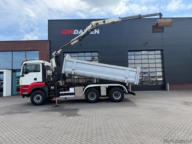 Camião basculante com grua MAN TGS 26.360 6x6 Kipper / Z kraan Euro 5