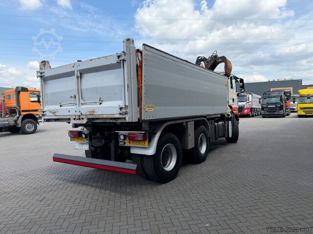 Camião basculante com grua MAN TGS 26.360 6x6 Kipper / Z kraan Euro 5