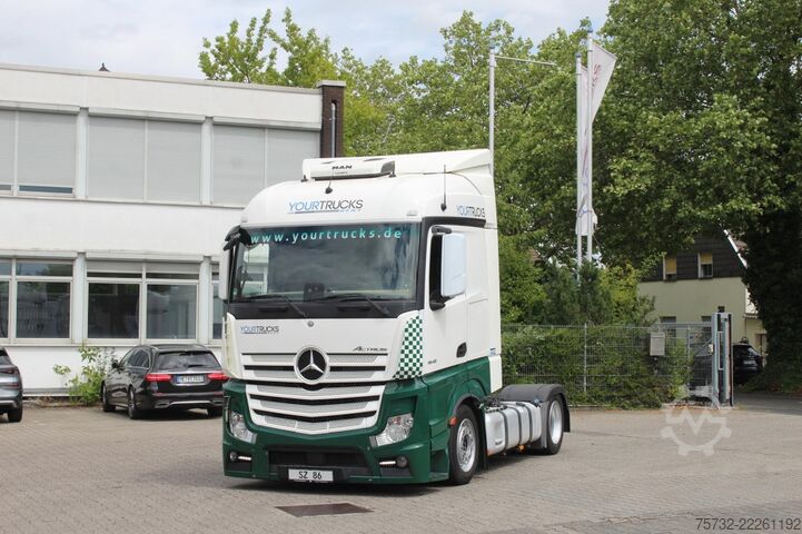 Nagy térfogatú nyergesvontató Mercedes-Benz Actros 1845 MP5 Big Space   Kühlbox  Standklima