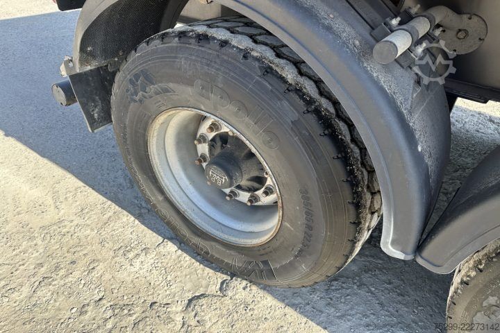 Yarı römork Fliegl ASS 272 Abschiebesystem / Swiss-Vehicle