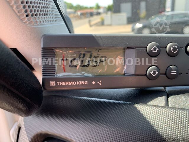 Koelwagen met geïsoleerde laadbak IVECO 70C18H TK -20°C THERMOKING KLIMA ACC LBW ALU AHK