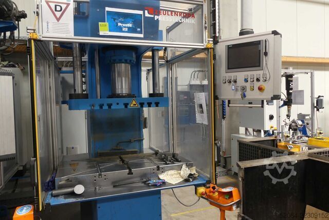ZEULENRODA Presă Hidraulică cu Coloana Unică ZEULENRODA PRESSTECHNIK PYE 100 F