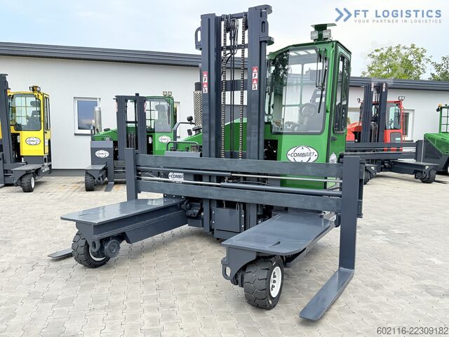 Empilhadeira multidirecional Combilift C4500 DIESEL DUPLEX WIDE FORK POSITIONER
