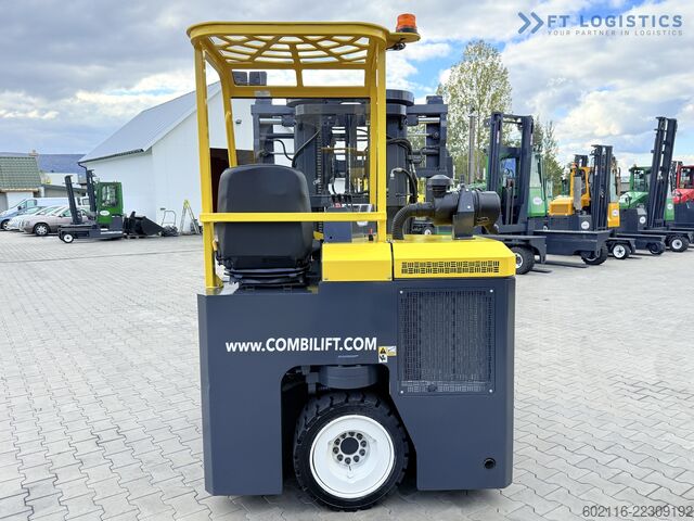 Empilhadeira multidirecional Combilift C3000CB GAS TRIPLEX 4900 POSITIONER TOP1