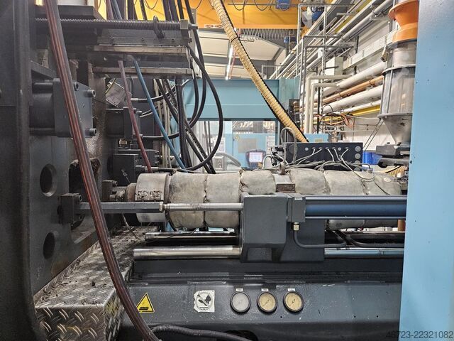 Mašina za brizganje plastike DEMAG ergotech 2000-610h/120v