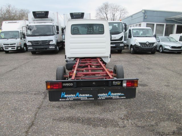 Bestelwagenchassis IVECO 35L12*Klima*Tempomat*Fahrgestell*3 Sitzer*