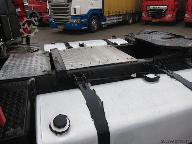 Volume tractor unit VOLVO FH 460 XL Mega 2xtank Hydrauliek VEB+