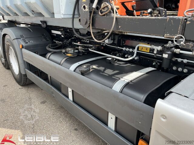 Camión portacontenedores de gancho MAN TGS 26.460 6x2*Meiller RS21.65 ++ Kran Mulde