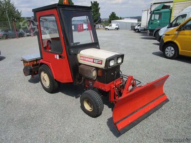 Tractor GUTBROD 2500S *Schneepflug+Salzsteuer+Kabine+417 Std.*